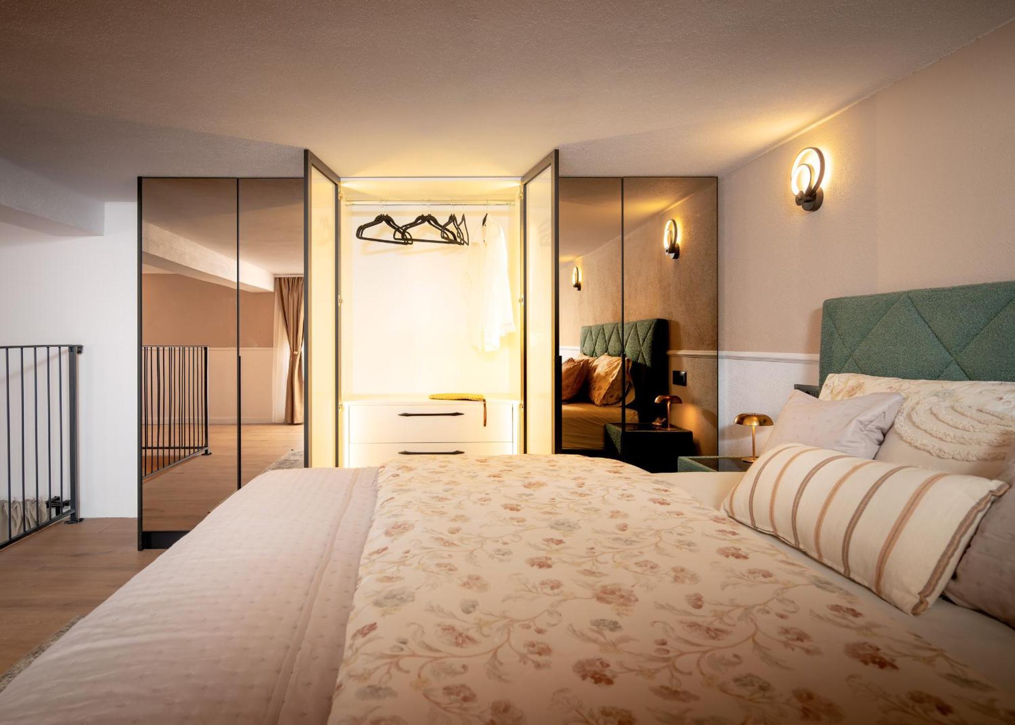 Marchelina House Holiday home *