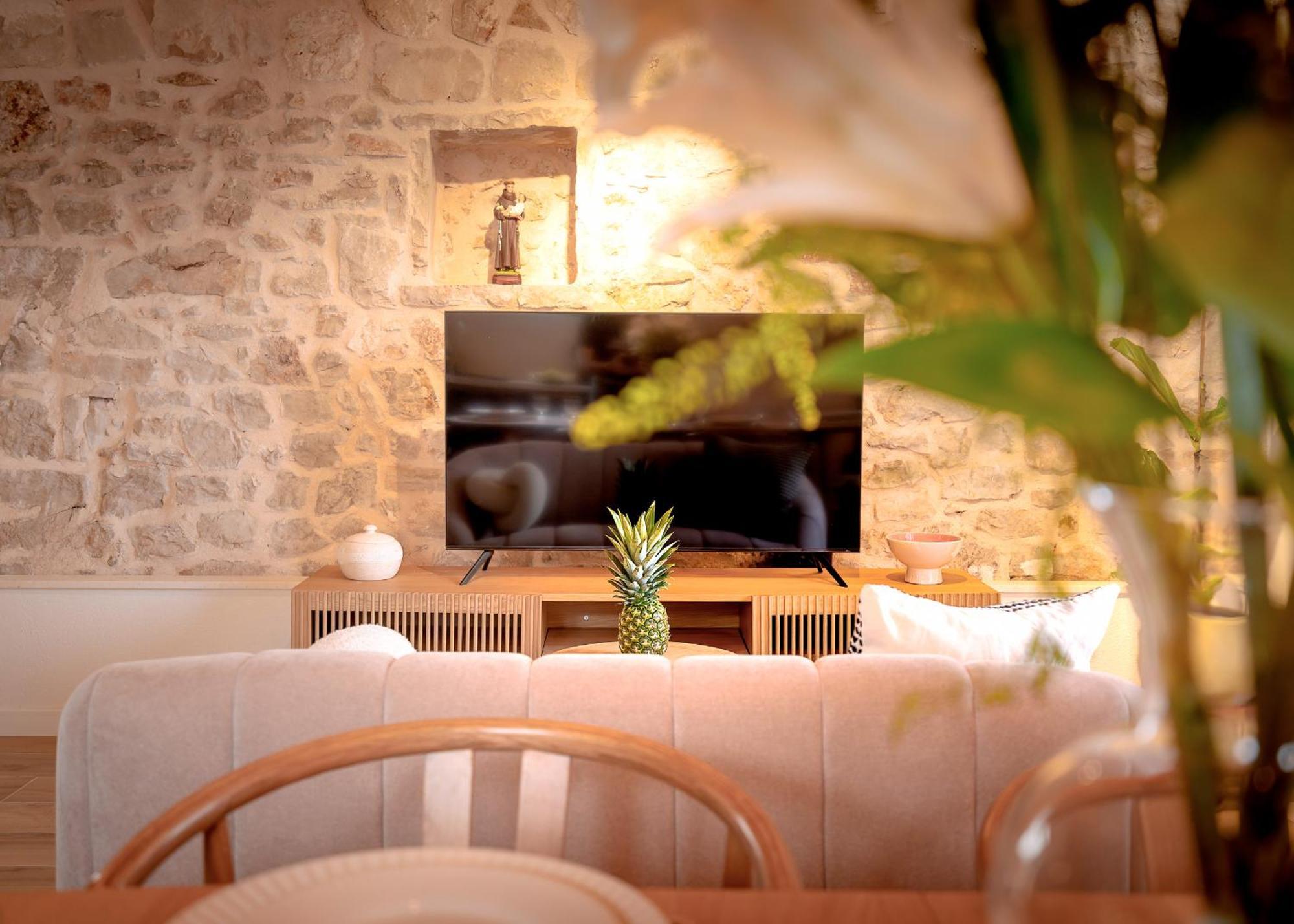 Holiday home Marchelina House *